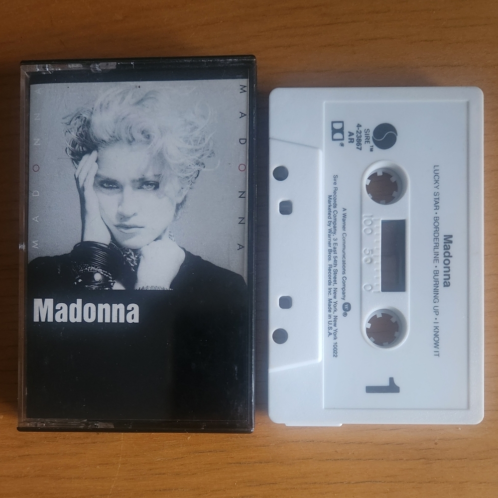 Madonna - 80s Tapes (Lot of 3)  - Picture 3 of 8